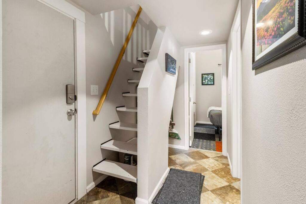 Cozy Tiny Home Steps Away From Mt. Rainier Ashford Exterior foto